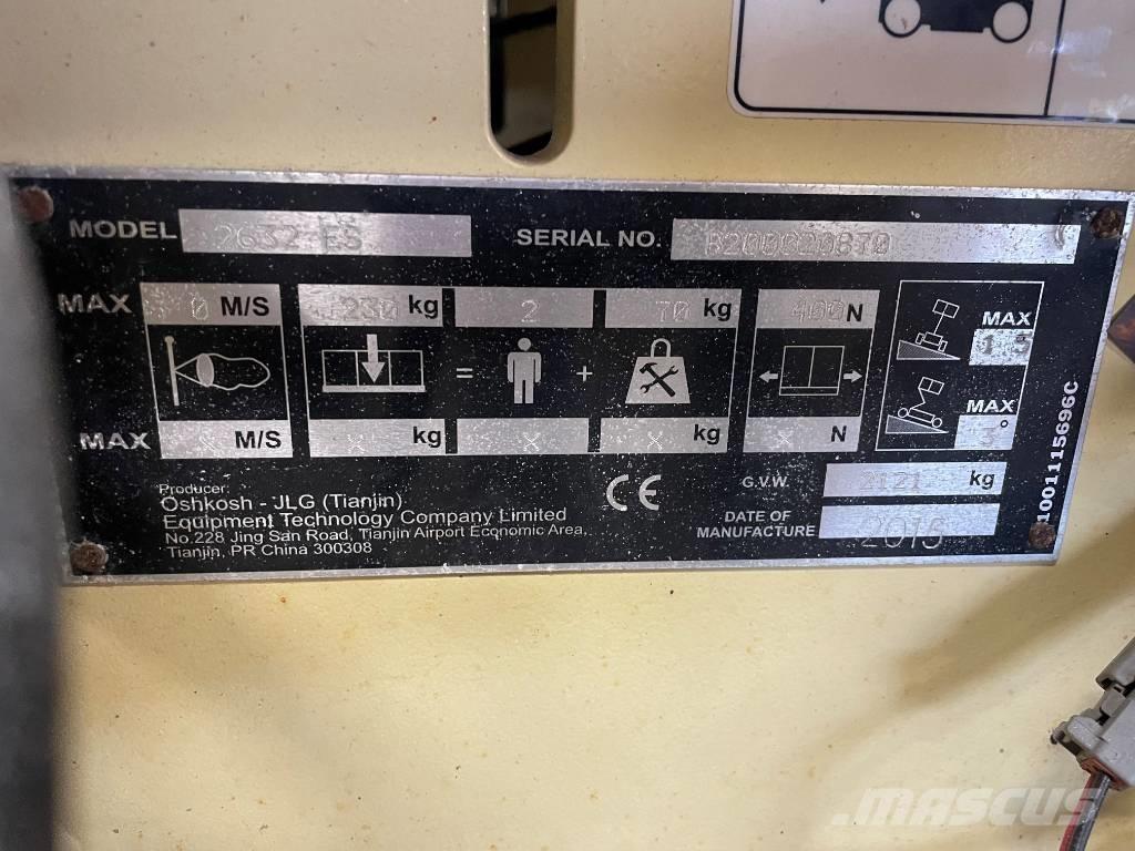 JLG 2632 ES 剪式升降機