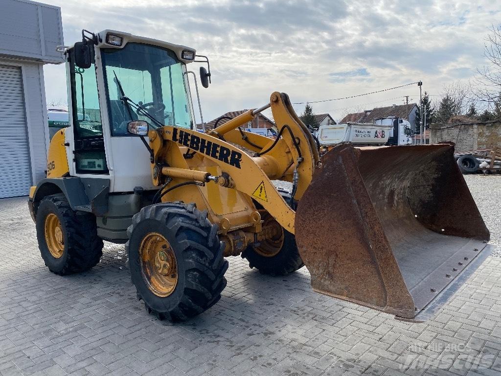 Liebherr 506 Stereo 輪胎式裝載機
