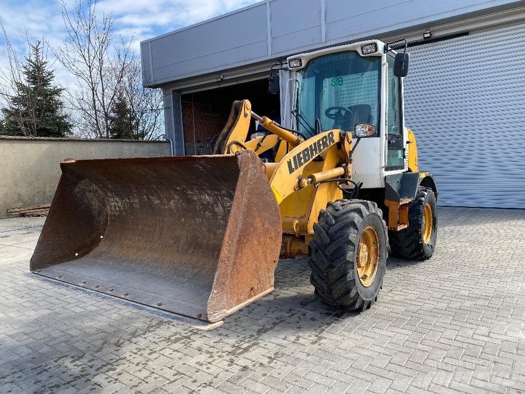 Liebherr 506 Stereo 輪胎式裝載機