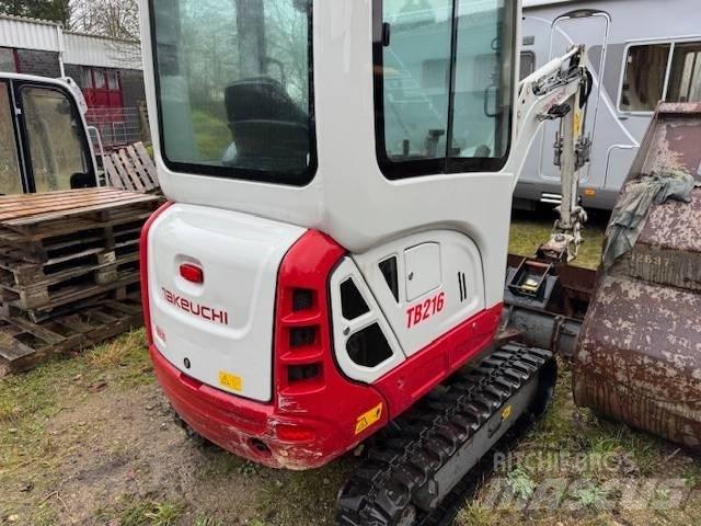 Takeuchi TB 216 V4 小型挖土機/掘鑿機<7t(小型挖掘機)
