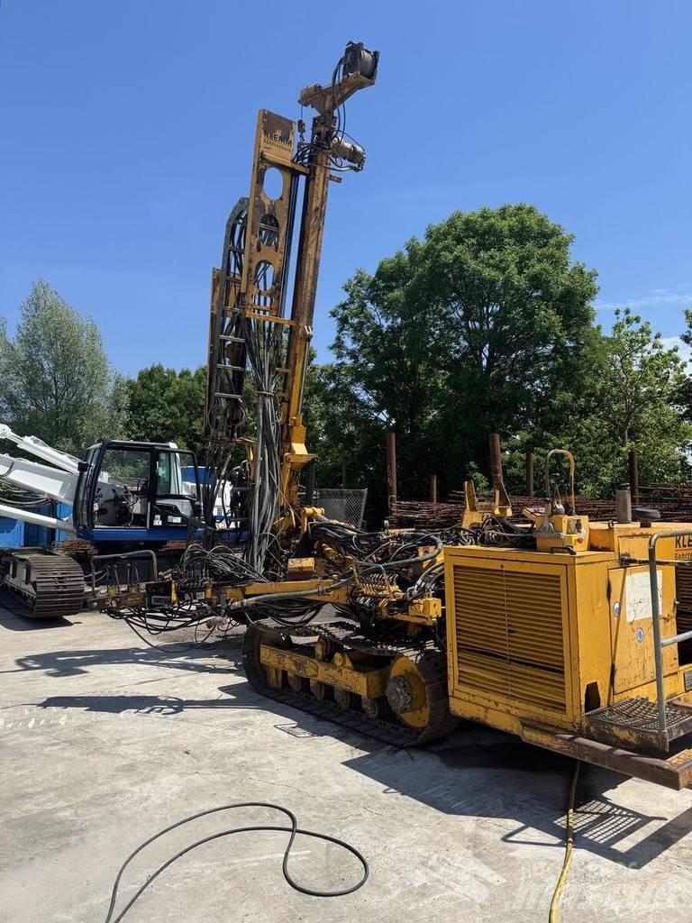 Klemm KR802 錨固鑽機