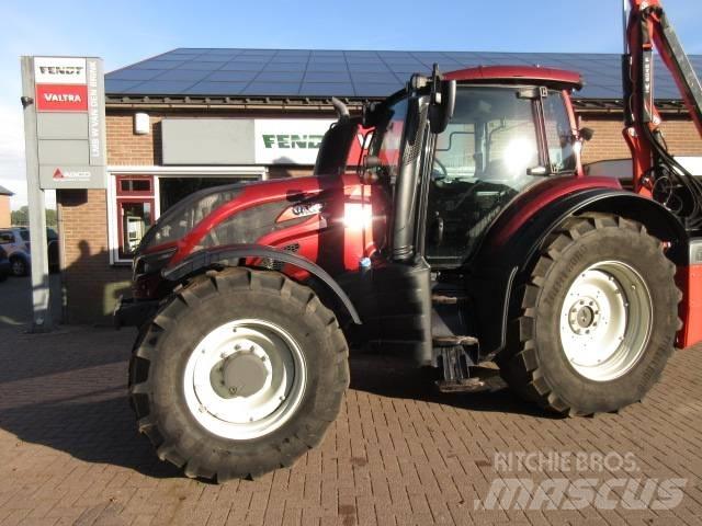 Valtra T174 VERSU 曳引機