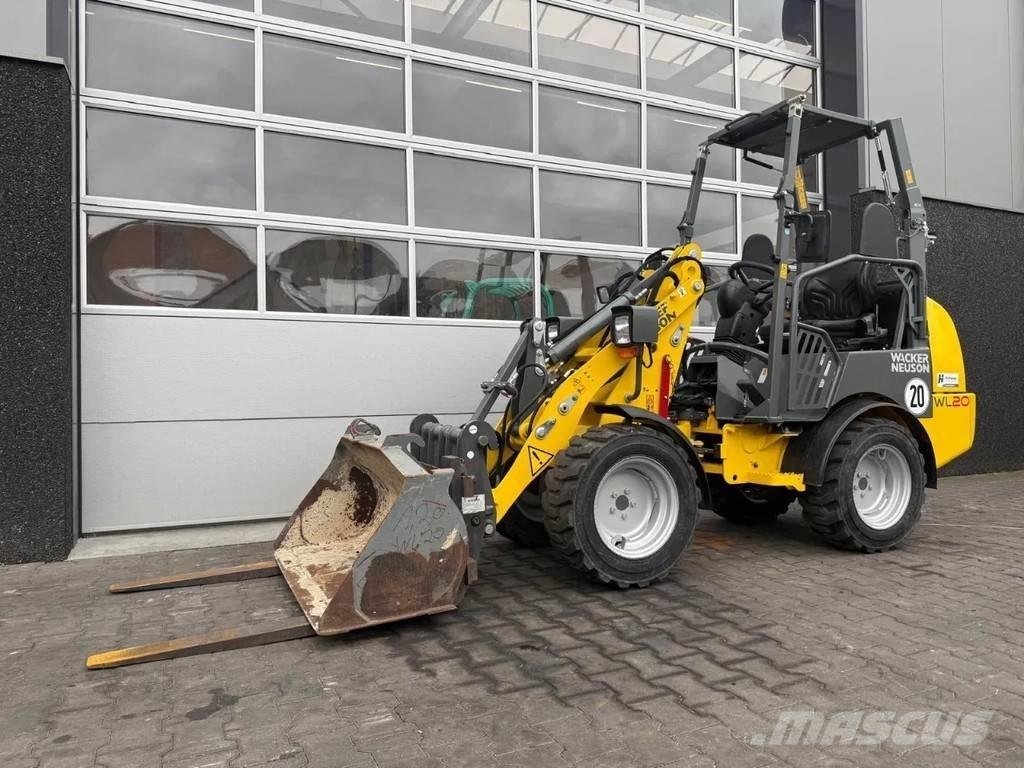 Wacker Neuson WL20 輪胎式裝載機