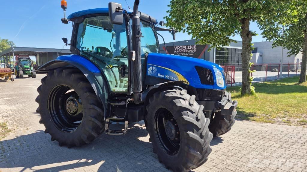 New Holland T 6010 曳引機