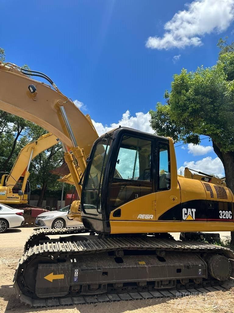 CAT CAT320C 中型挖土機/掘鑿機/挖掘機 7t-12t