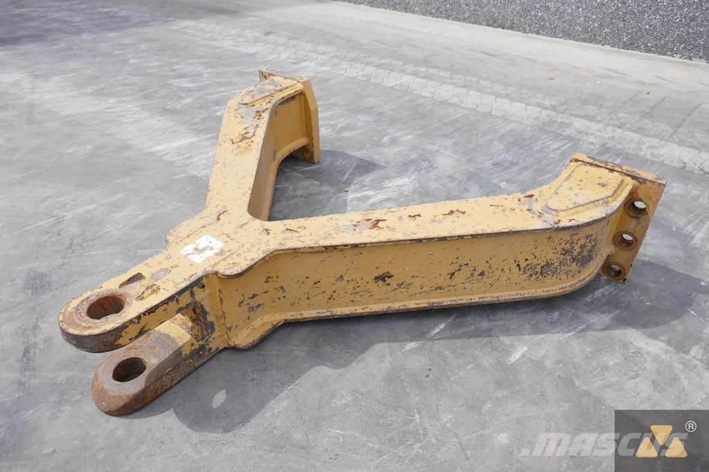 CAT D6 Drawbar 其他組件