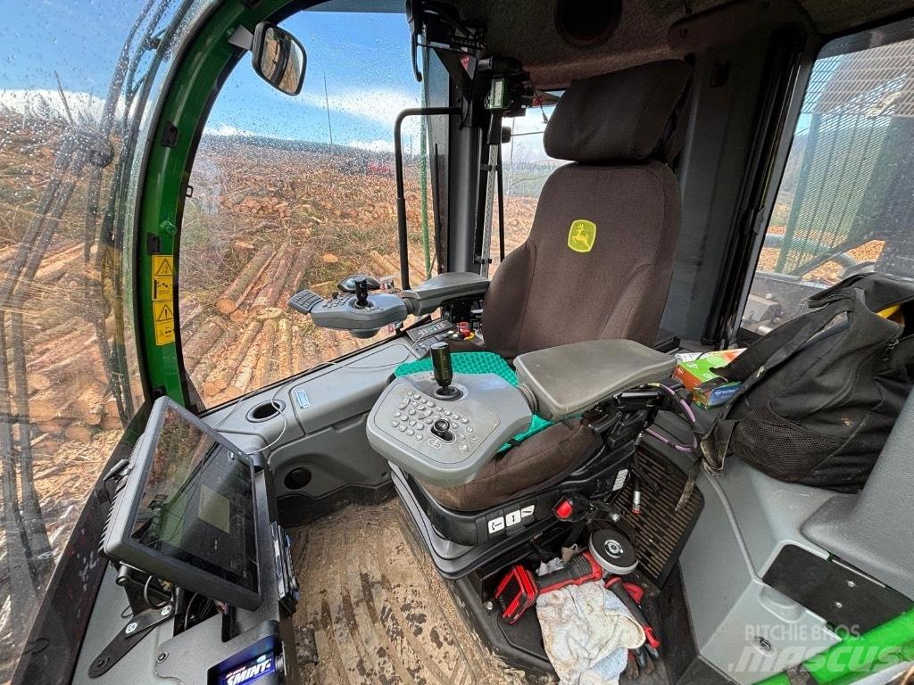 John Deere 1270G 8WD 收穫機