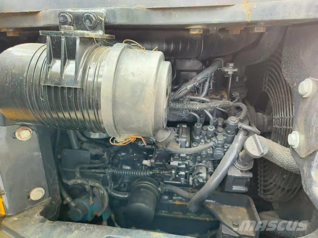 Komatsu PC 40 MR 小型挖土機/掘鑿機<7t(小型挖掘機)