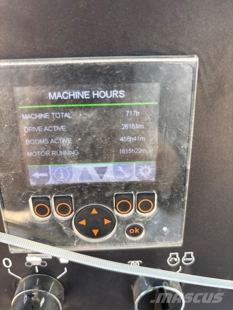 Niftylift HR 28 曲臂高空作業車