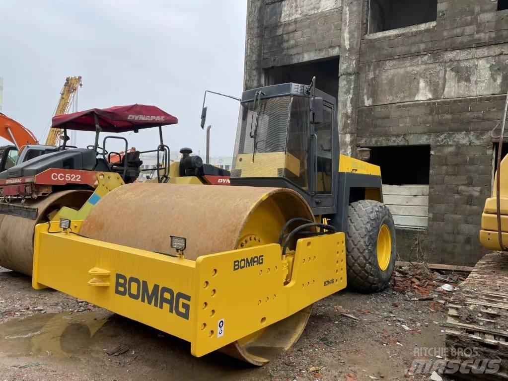 Bomag BW 217 單輪滾壓機