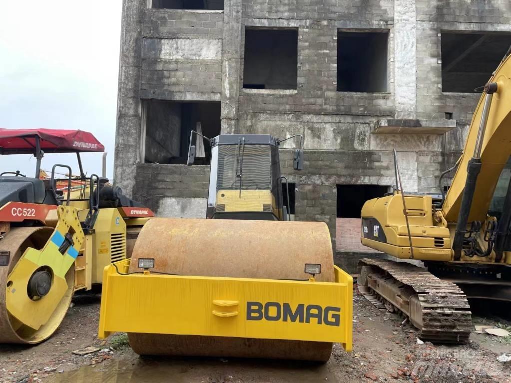Bomag BW 217 單輪滾壓機