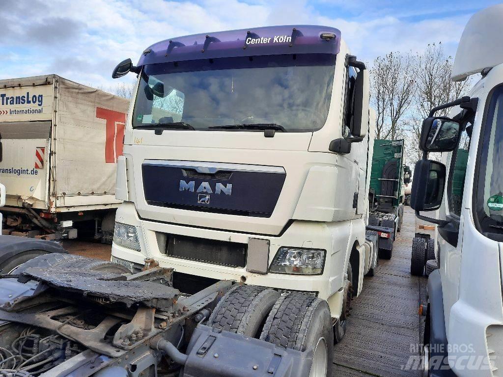 MAN TGX 18.400 曳引機組件