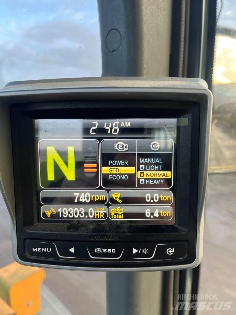 Hyundai HL 760-9 輪胎式裝載機