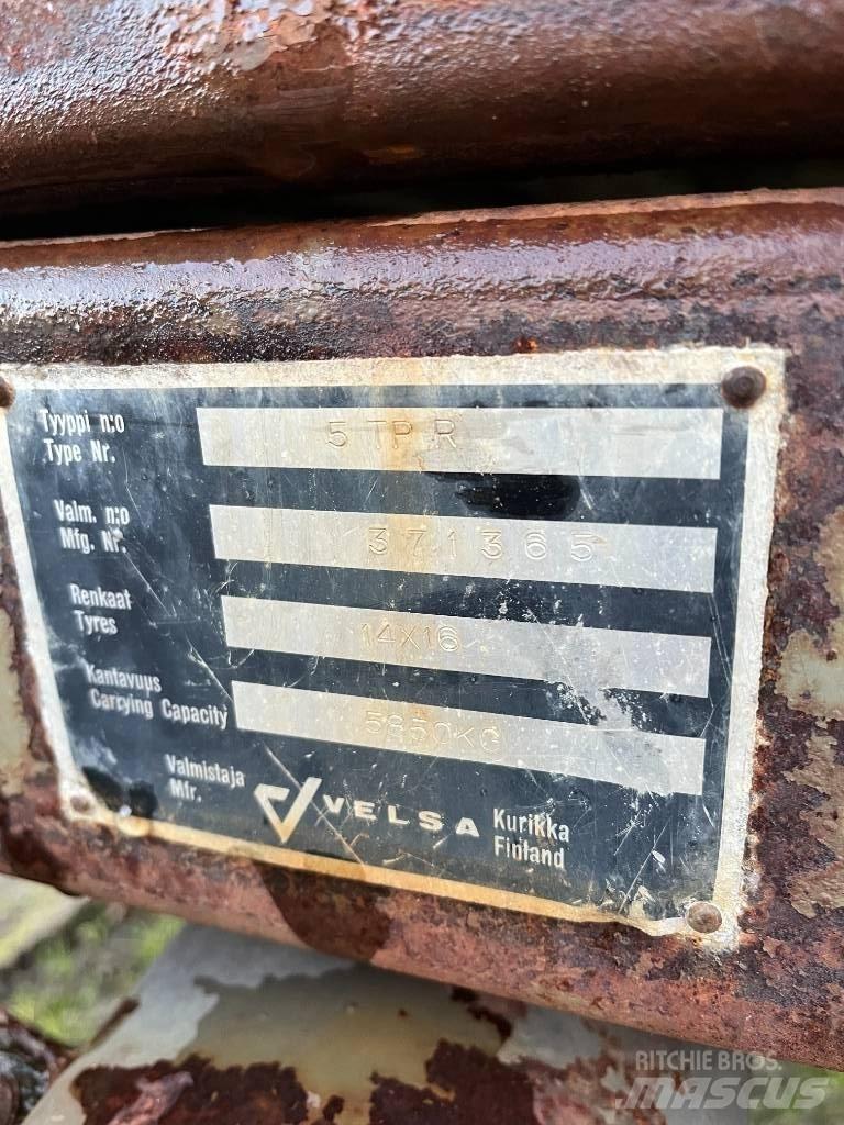 Velsa 5 Ton 運糧車