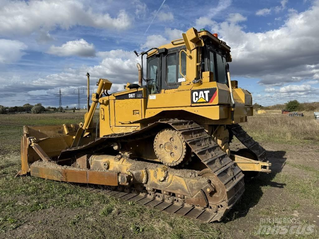 CAT D 6 T LGP 履帶推土機