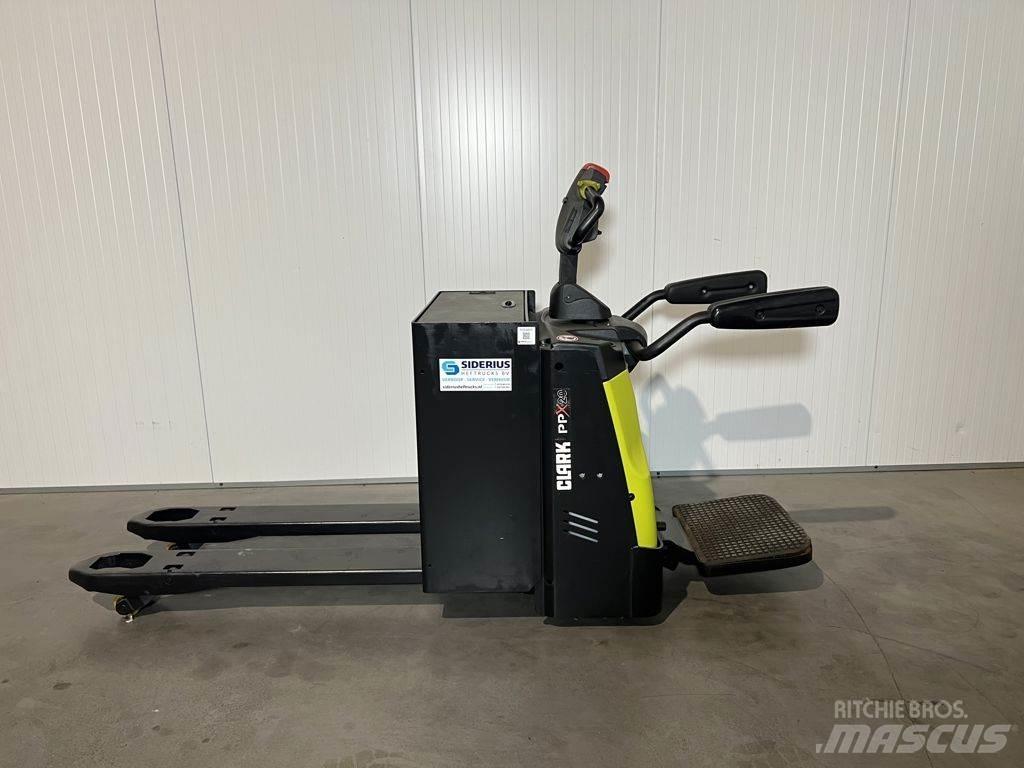 Clark PPXS20 手拉式油壓拖板車