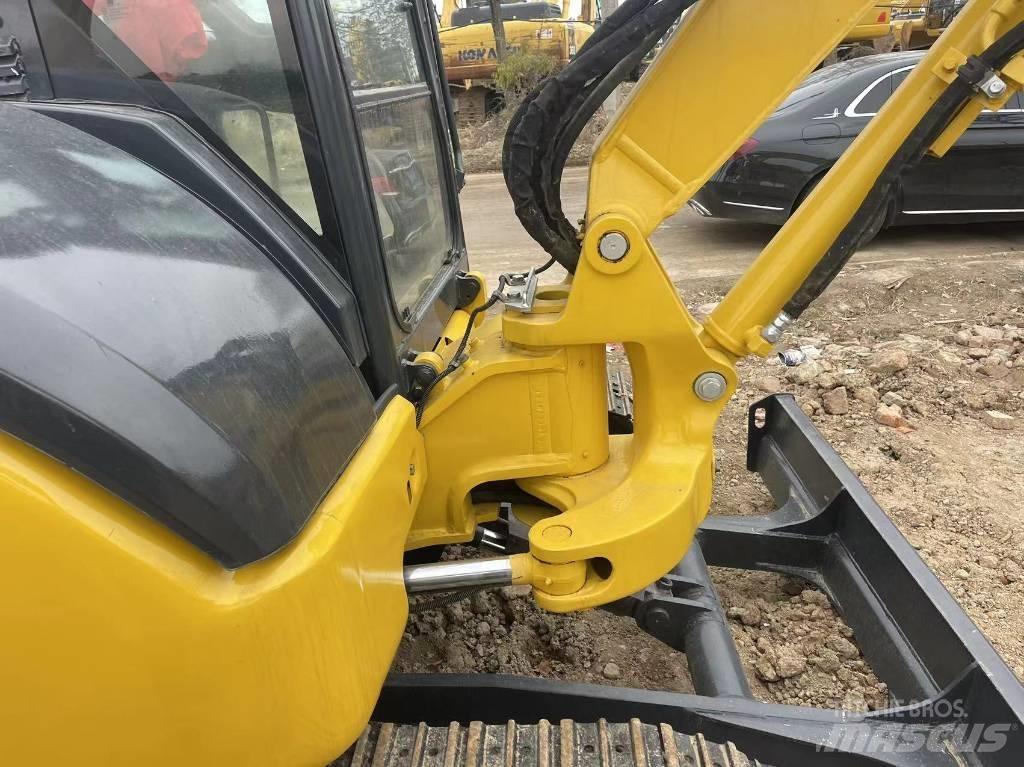 Komatsu PC 40 小型挖土機/掘鑿機<7t(小型挖掘機)