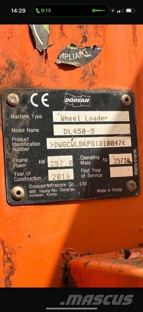 Doosan DL 450-5 輪胎式裝載機