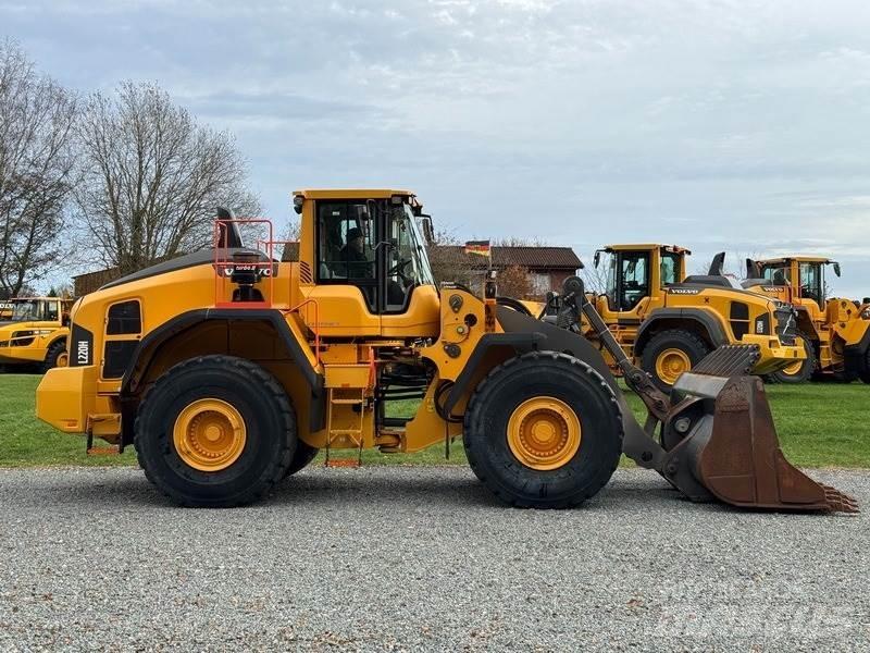 Volvo L 220 H 輪胎式裝載機
