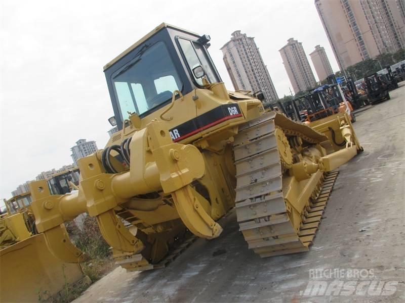 CAT D 6 R 平土機