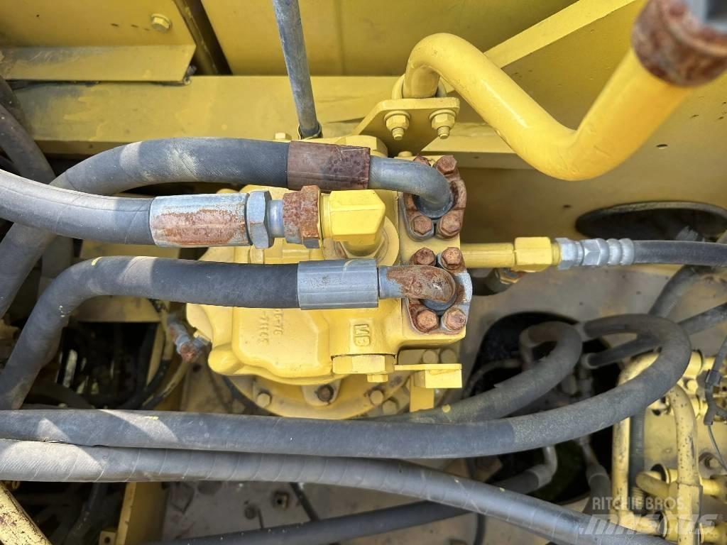 Komatsu PC240-8 履帶式 挖土機/掘鑿機/挖掘機