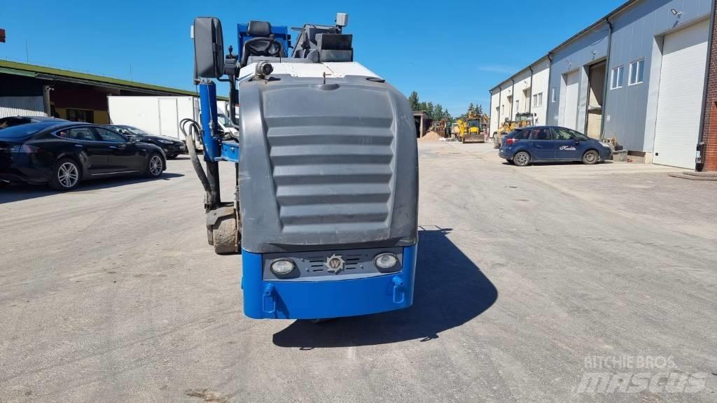 Wirtgen W 50 DC 瀝青冷銑刨機/銑床