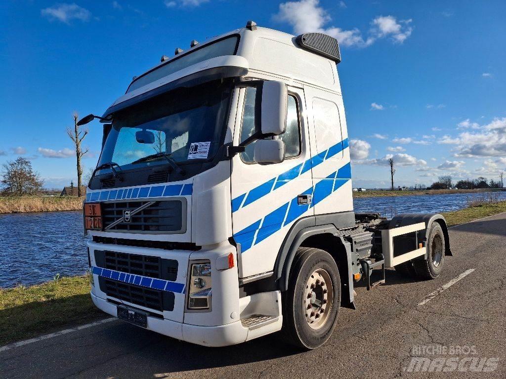 Volvo FM 380 曳引機組件