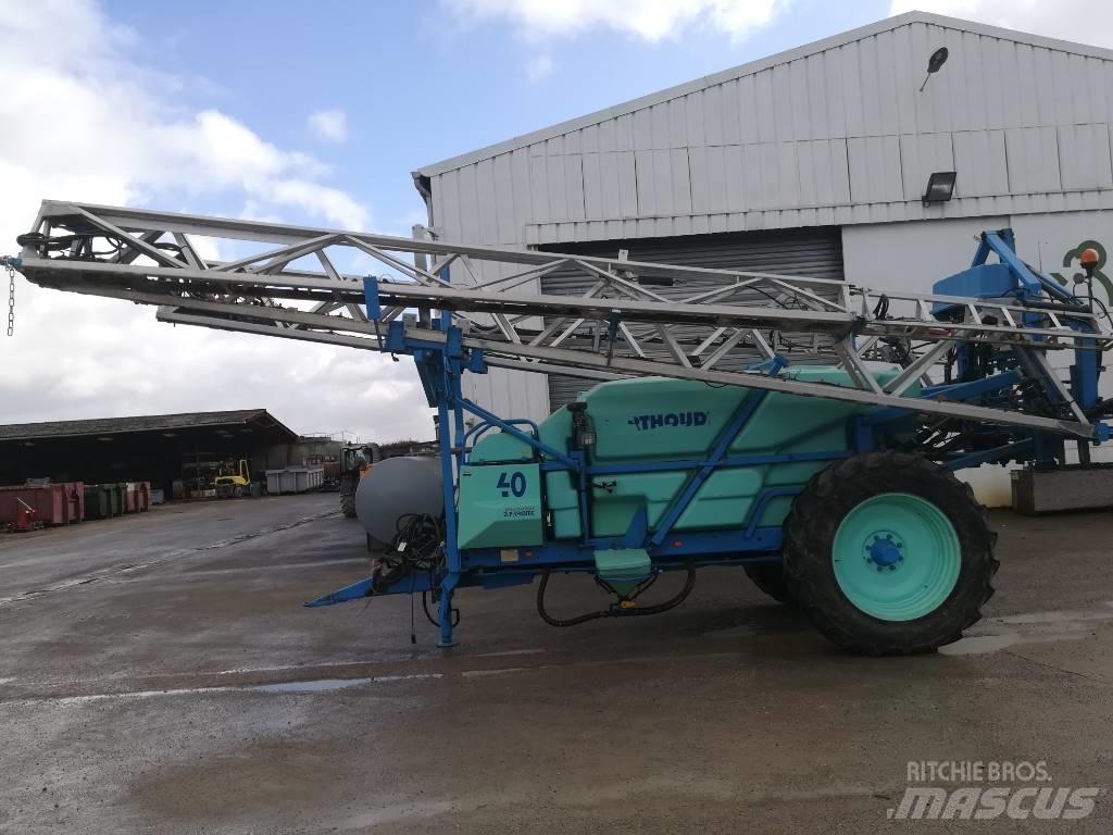 Berthoud MAXXOR 40 牽引式噴霧機
