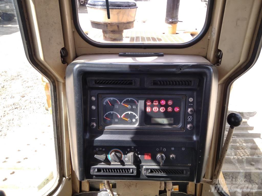 CAT D 6 M LGP 推土機 
