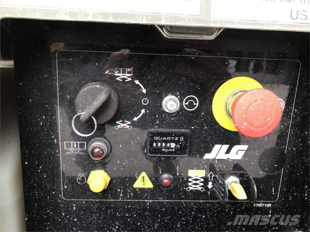 JLG M3369 (4331) 剪式升降機