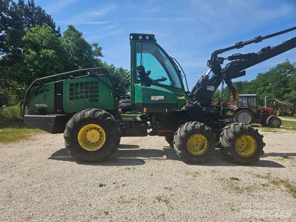 John Deere 1070 D 收穫機