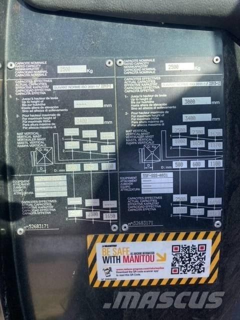 Manitou MC 25 越野車