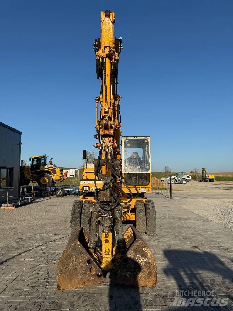 Liebherr A 900 C 旋轉式挖土機/掘鑿機/挖掘機