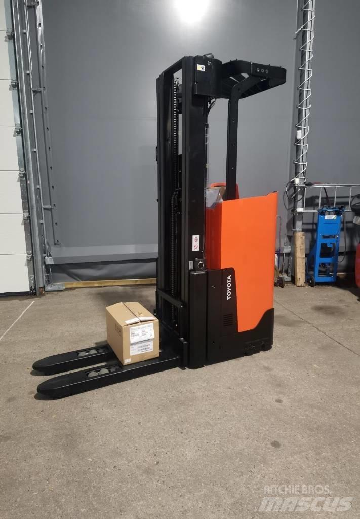 Toyota SSI160LN 自走式堆積機