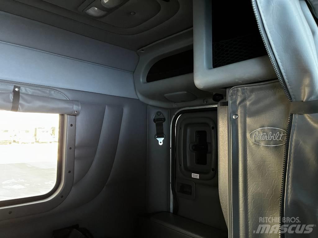 Peterbilt 389 曳引機組件
