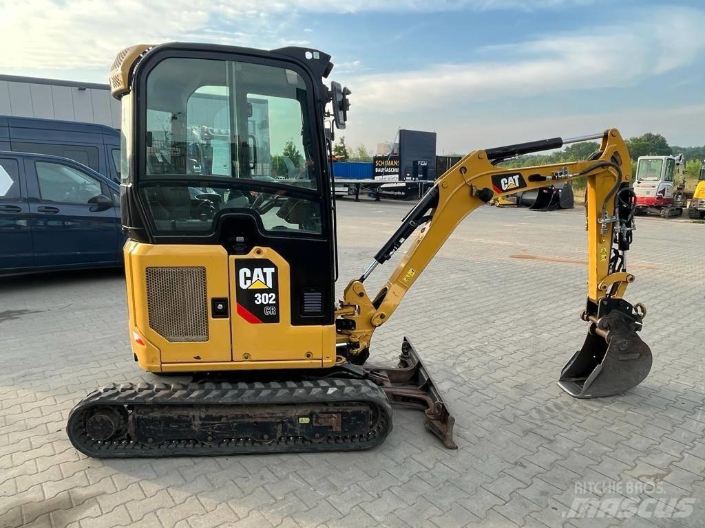 CAT 302 小型挖土機/掘鑿機<7t(小型挖掘機)