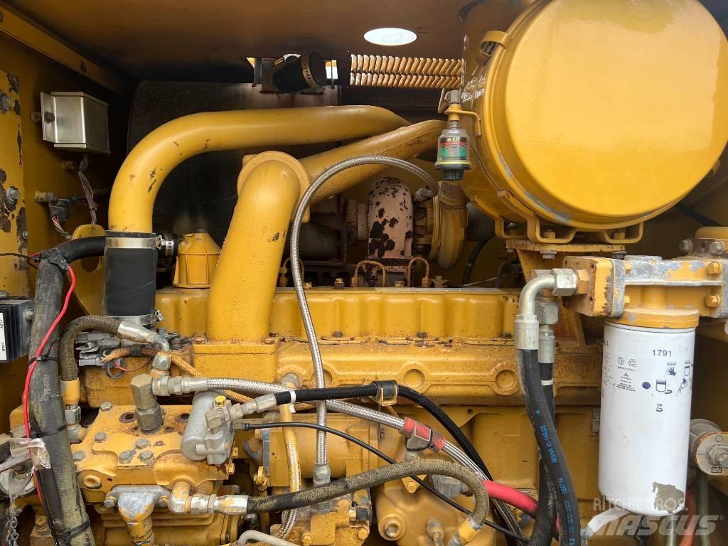 CAT 140 H 平土機