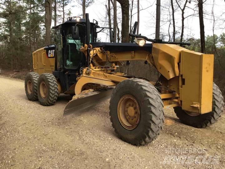 CAT 12M2 平土機