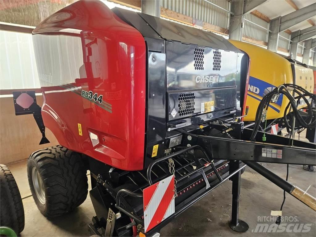 Case IH RB 344 RC 圓型牧草打包機