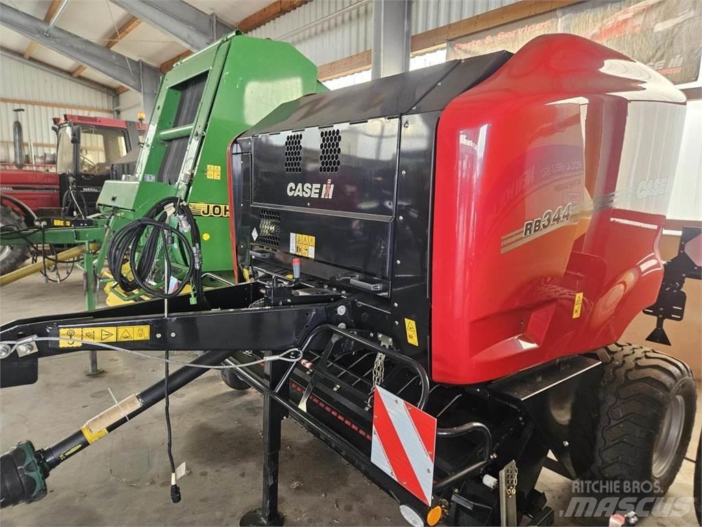 Case IH RB 344 RC 圓型牧草打包機