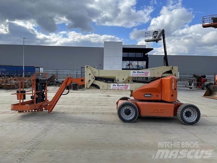 JLG E450AJ 曲臂高空作業車