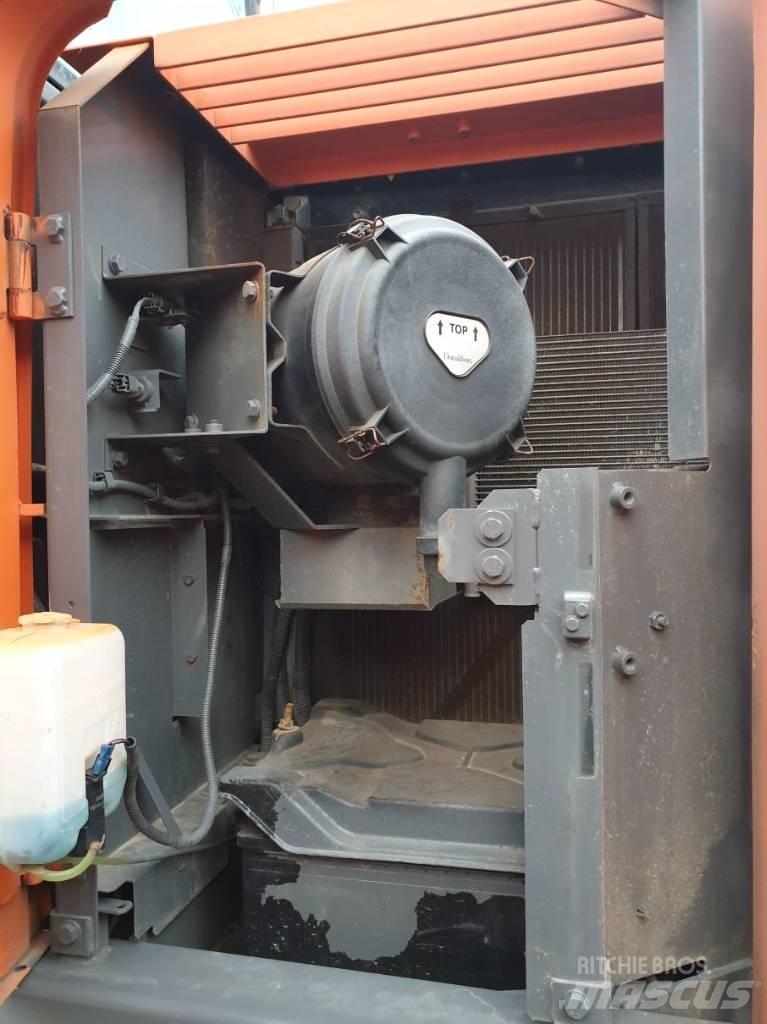 Hitachi ZX225USLC-3 履帶式 挖土機/掘鑿機/挖掘機