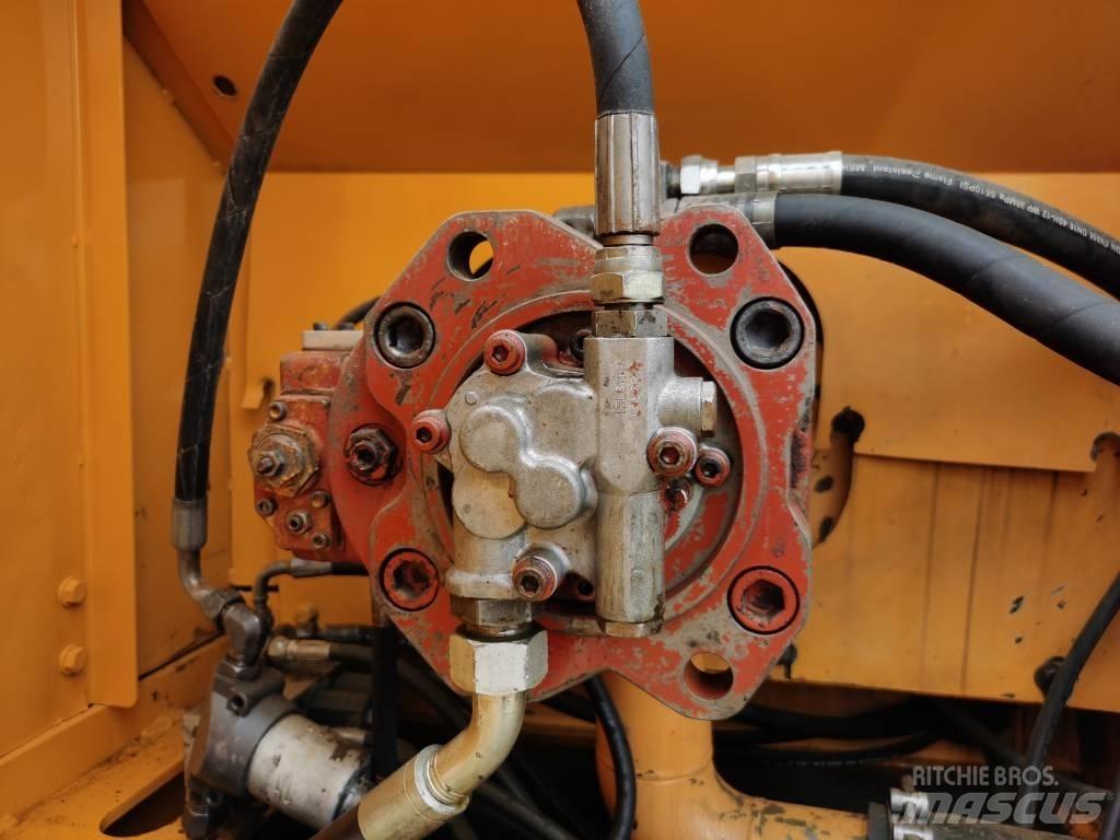 Hyundai R225LC-7 履帶式 挖土機/掘鑿機/挖掘機