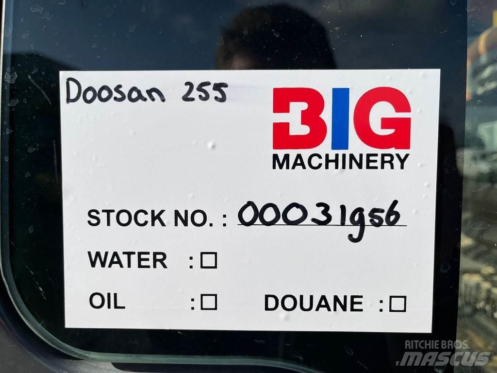 Doosan DX255LC-3 履帶式 挖土機/掘鑿機/挖掘機