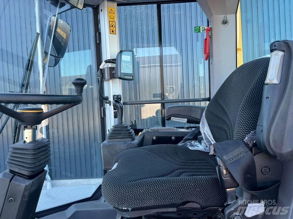 Volvo SD 75 B 單輪滾壓機