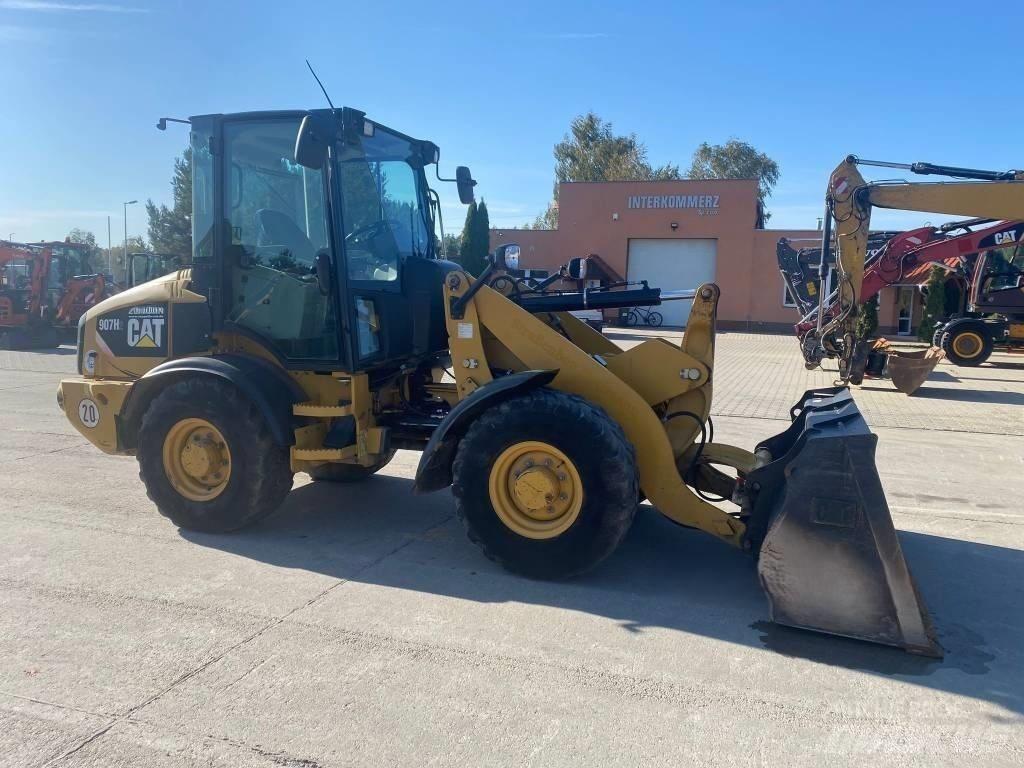 CAT 907 H 2 輪胎式裝載機