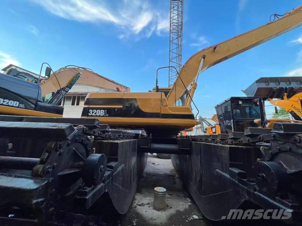 CAT 320 B L 水陸兩用挖掘機