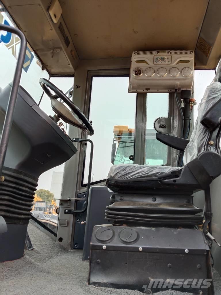 XCMG XS 203 J 單輪滾壓機