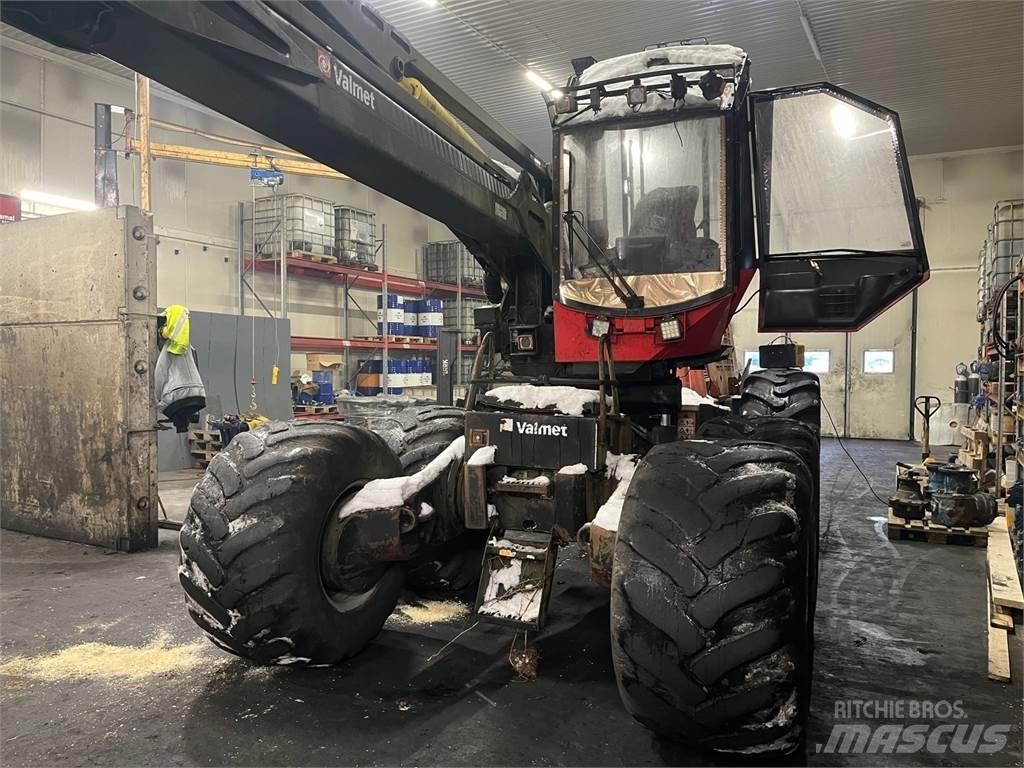 Valmet 911.3 收穫機