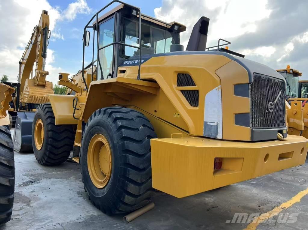 Volvo L 105 輪胎式裝載機
